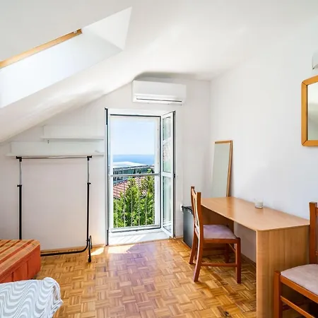 Nina 3* ドゥブロブニク